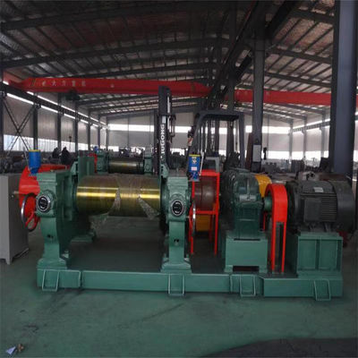 XK-560 Rubber Mixing Mill Machine 90Kw Open Mill Rubber Mixing
