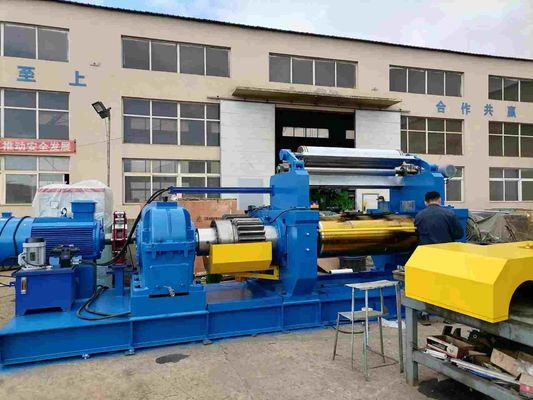 XK-550 Rubber Mixing Mill Machine 110Kw Open Mill Rubber Mixing
